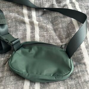 Green Crossbody belt bag